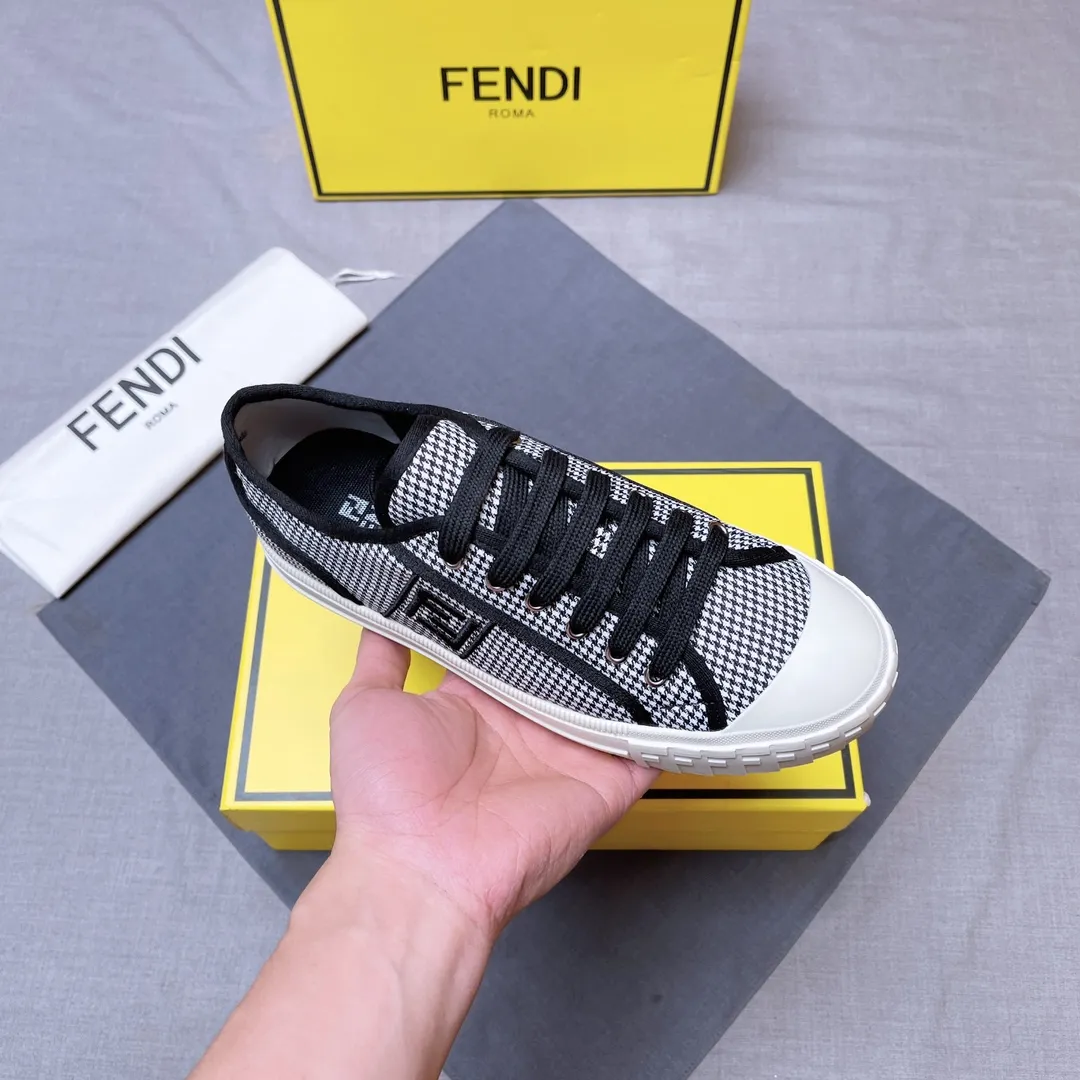 P380 men's shoes 💰Fendǐ Domino sneakers with jacquard FF pattern, embossed FF pattern on the toe, canvas upper, TPU customized outsole Size: 38-45 (customized for 45) No. 018